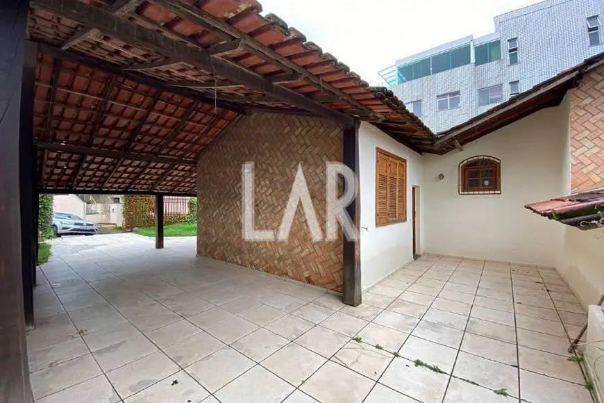 Foto 1 de Casa com 3 Quartos para alugar, 190m² em Buritis, Belo Horizonte