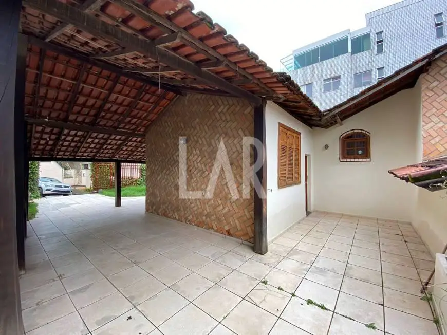 Foto 2 de Casa com 3 Quartos para alugar, 190m² em Buritis, Belo Horizonte