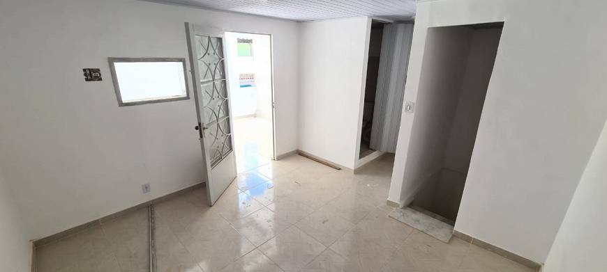 Foto 1 de Casa com 3 Quartos para alugar, 140m² em Todos os Santos, Rio de Janeiro