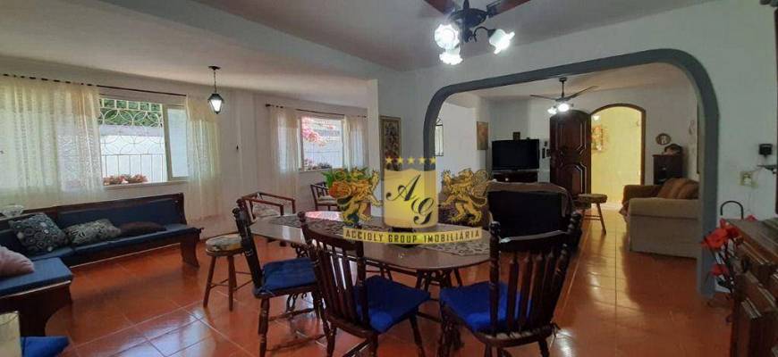 Foto 1 de Casa com 4 Quartos para alugar, 200m² em Itaipu, Niterói