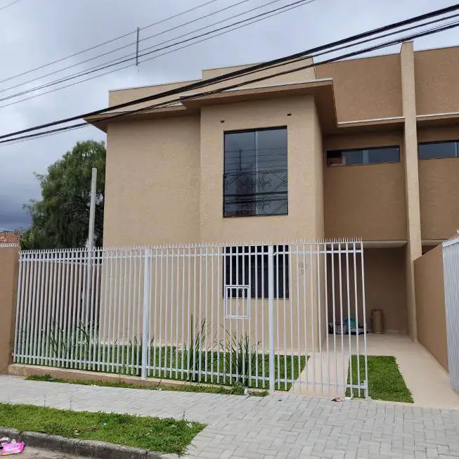 Foto 1 de Sobrado com 2 Quartos à venda, 63m² em Sitio Cercado, Curitiba