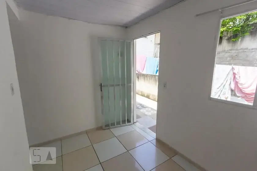 Foto 3 de Apartamento com 1 Quarto para alugar, 20m² em Freguesia, Rio de Janeiro
