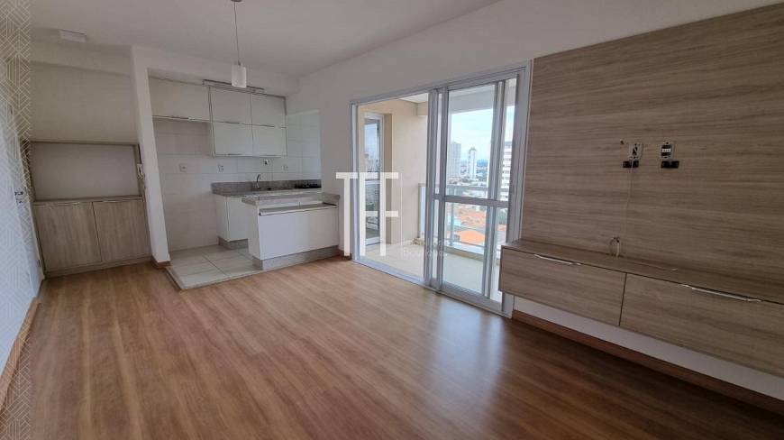 Foto 2 de Apartamento com 2 Quartos para alugar, 65m² em Taquaral, Campinas
