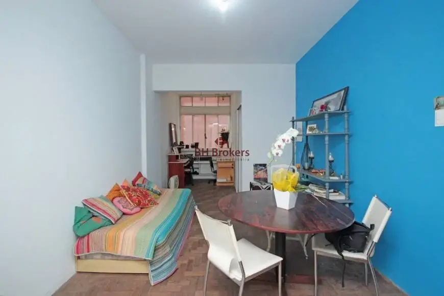 Foto 1 de Apartamento com 3 Quartos para alugar, 100m² em Centro, Belo Horizonte