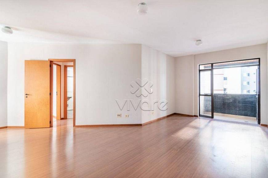 Foto 2 de Apartamento com 3 Quartos para alugar, 98m² em Cristo Rei, Curitiba
