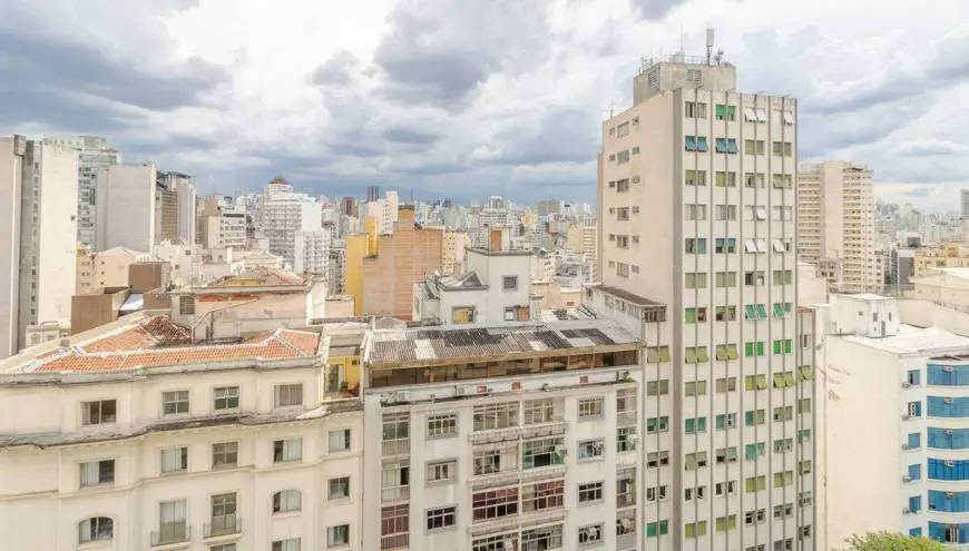 Foto 2 de Apartamento com 3 Quartos à venda, 83m² em República, São Paulo