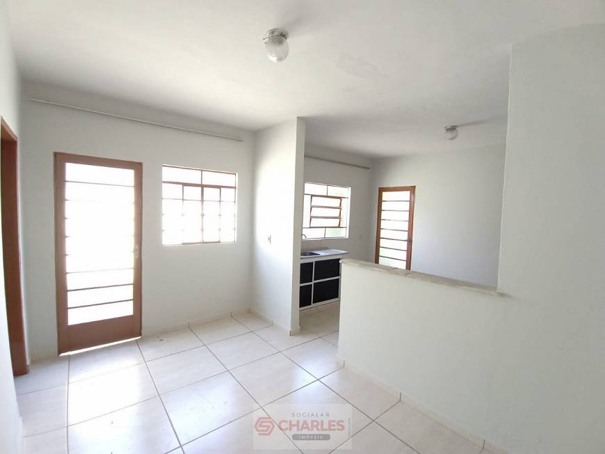 Foto 1 de Casa com 1 Quarto para alugar, 40m² em Vila Pichatelli, Mogi Mirim