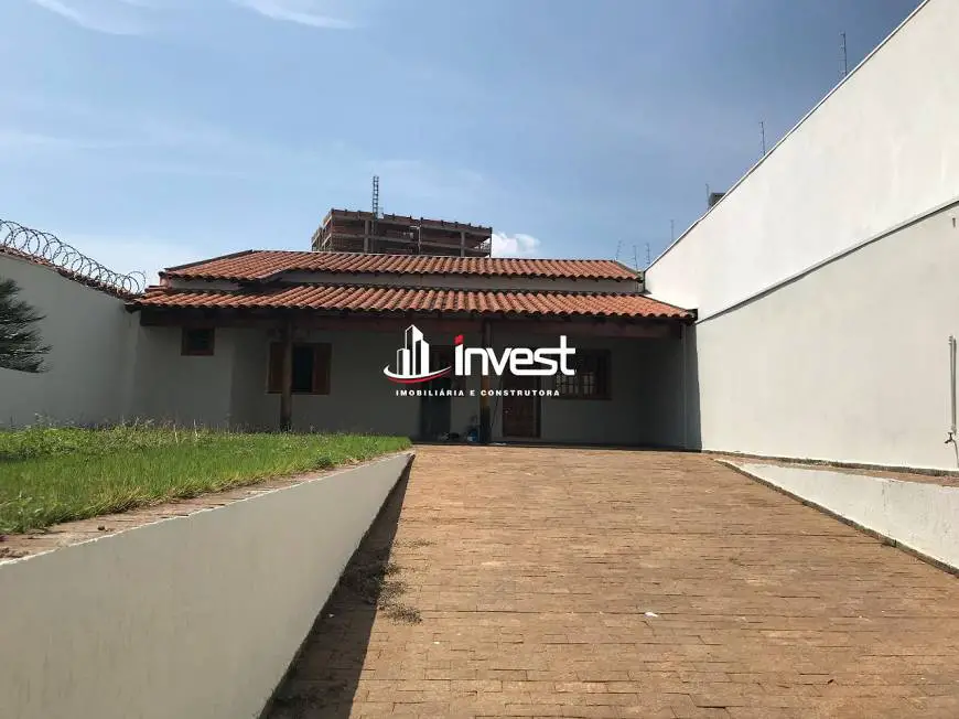 Foto 1 de Casa com 2 Quartos para alugar, 100m² em São Benedito, Uberaba