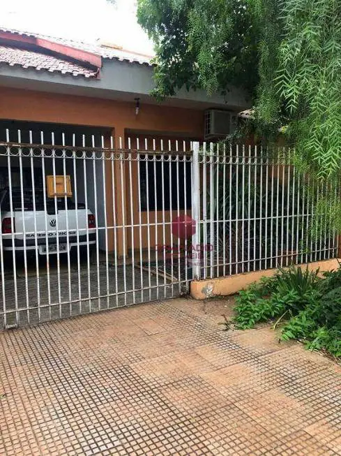 Foto 1 de Casa com 2 Quartos à venda, 111m² em Zona 08, Maringá