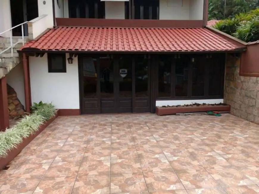 Foto 3 de Casa com 3 Quartos à venda, 406m² em Bom Retiro, Joinville