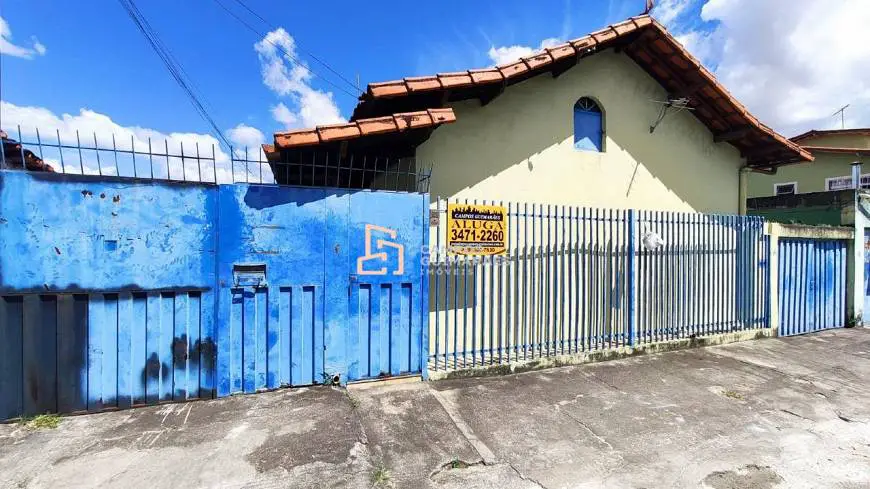 Foto 1 de Casa com 3 Quartos para alugar, 98m² em São Joaquim, Contagem