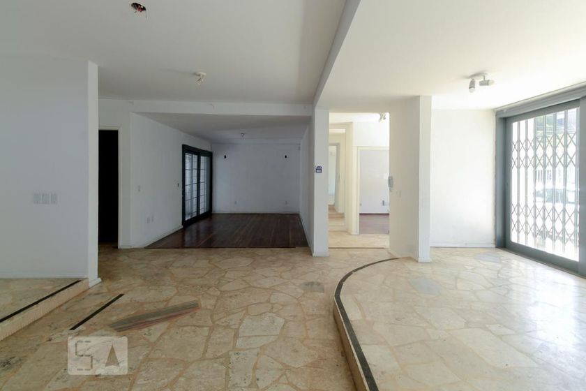 Foto 1 de Casa com 4 Quartos para alugar, 346m² em Azenha, Porto Alegre