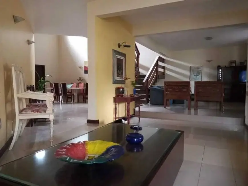 Foto 1 de Casa com 4 Quartos à venda, 450m² em Itapuã, Salvador