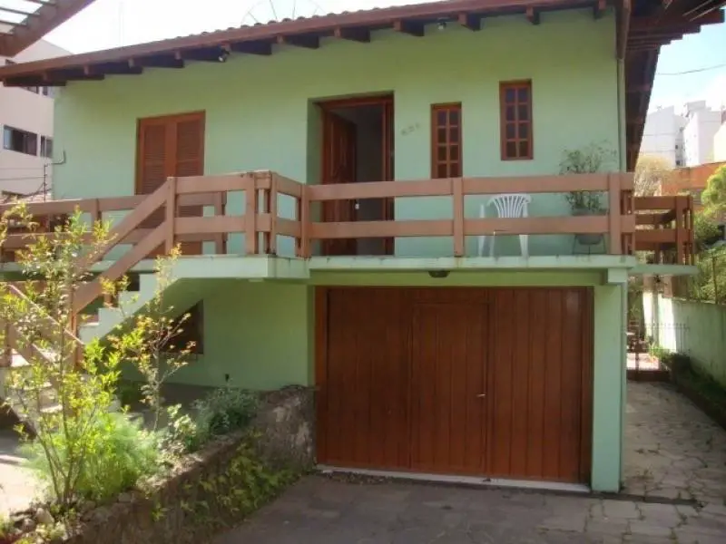 Foto 1 de Casa com 4 Quartos à venda, 260m² em Medianeira, Caxias do Sul