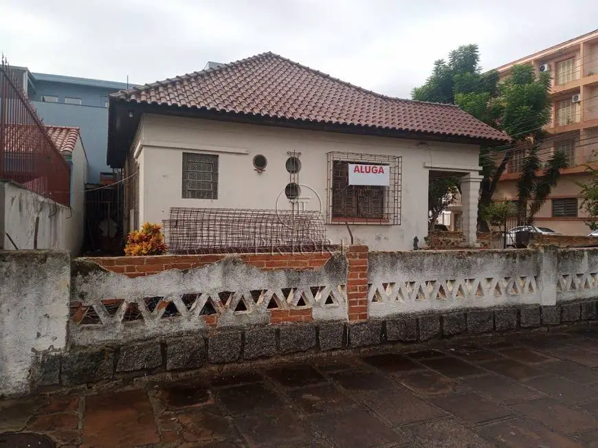 Foto 2 de Casa com 5 Quartos para alugar, 172m² em São Geraldo, Porto Alegre