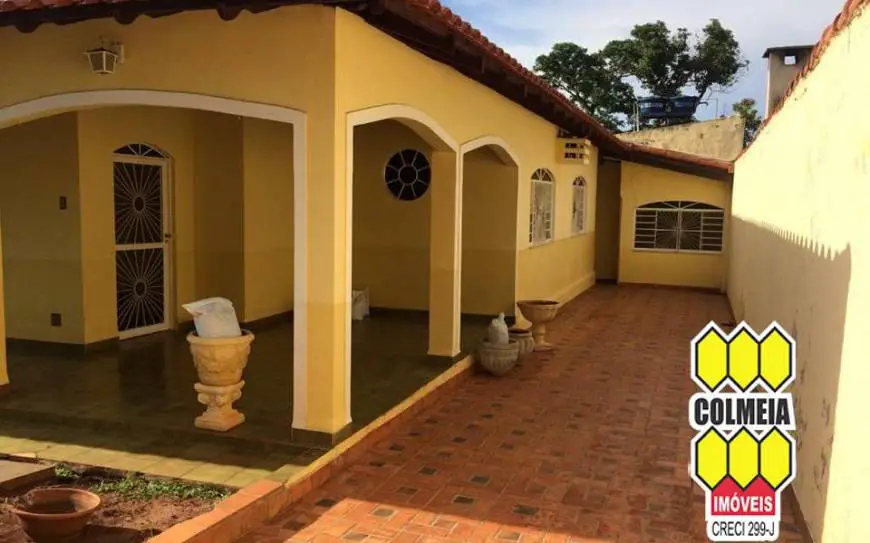 Foto 4 de Casa com 5 Quartos à venda, 328m² em Universitário, Campo Grande
