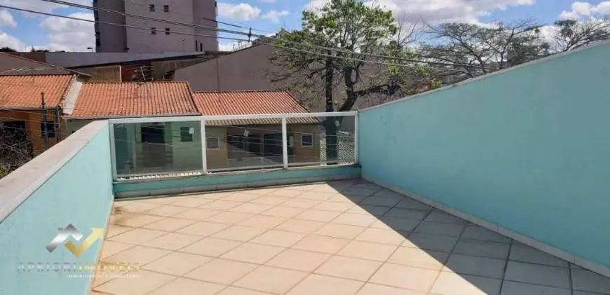 Foto 1 de Sobrado com 4 Quartos à venda, 175m² em Vila Curuçá, Santo André