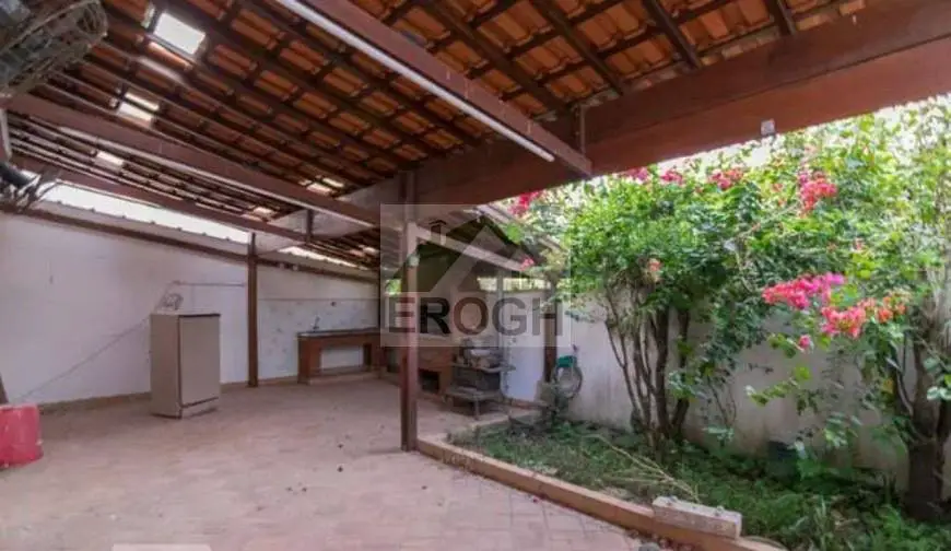 Foto 1 de Sobrado com 4 Quartos à venda, 176m² em Vila Floresta, Santo André