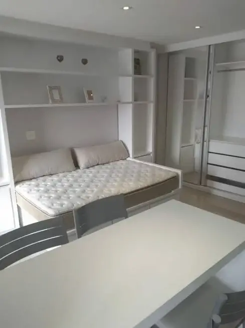 Foto 1 de Apartamento com 1 Quarto para alugar, 36m² em Cidade Monções, São Paulo