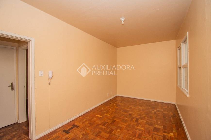 Foto 1 de Apartamento com 1 Quarto para alugar, 40m² em Rio Branco, Porto Alegre