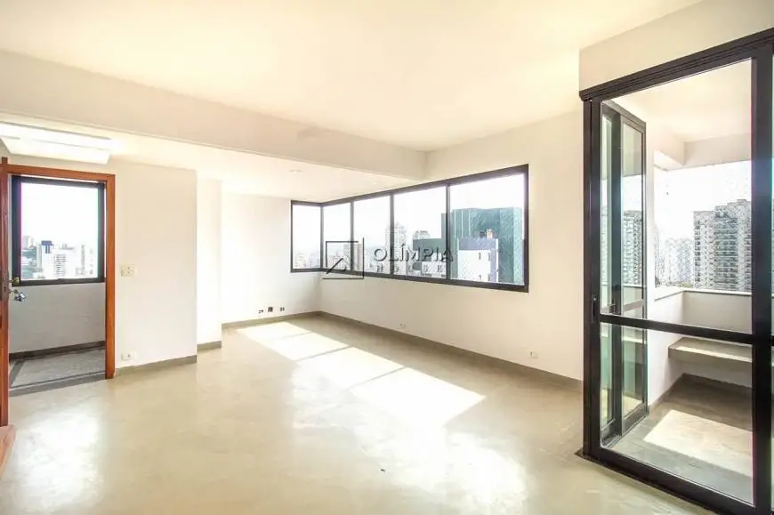 Foto 4 de Apartamento com 2 Quartos à venda, 204m² em Vila Romana, São Paulo