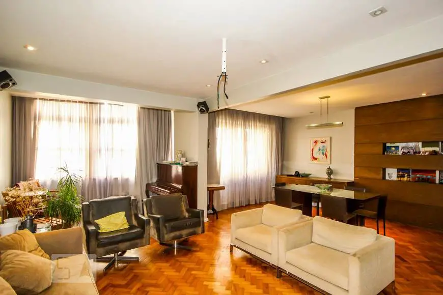 Foto 1 de Apartamento com 3 Quartos para alugar, 177m² em Copacabana, Rio de Janeiro