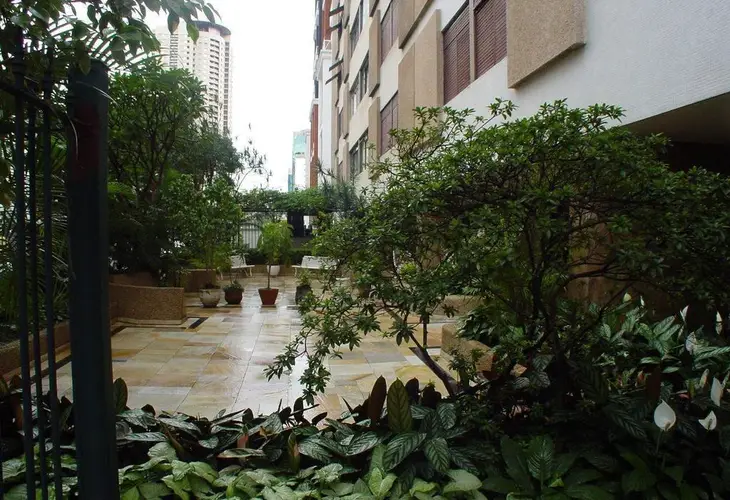 Foto 2 de Apartamento com 3 Quartos à venda, 120m² em Itaim Bibi, São Paulo