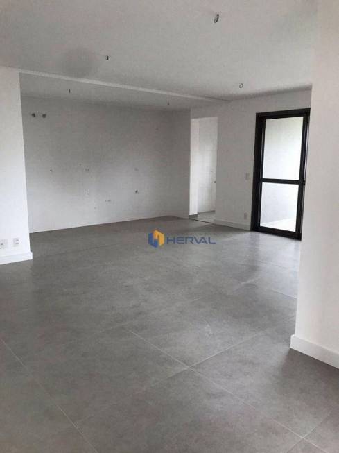 Foto 1 de Apartamento com 3 Quartos à venda, 118m² em Zona 07, Maringá
