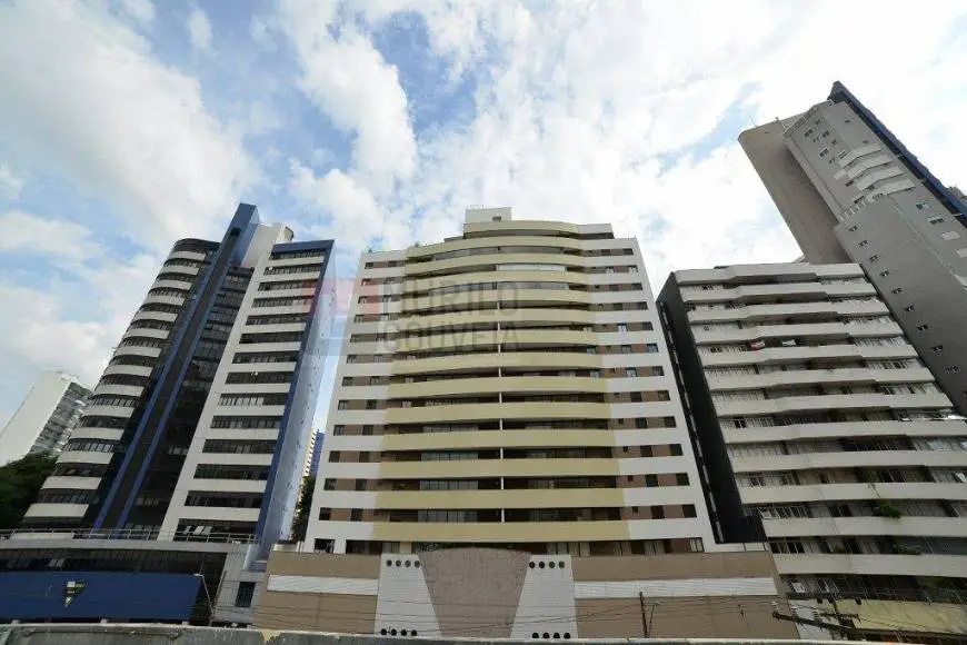 Foto 1 de Apartamento com 4 Quartos à venda, 171m² em Água Verde, Curitiba