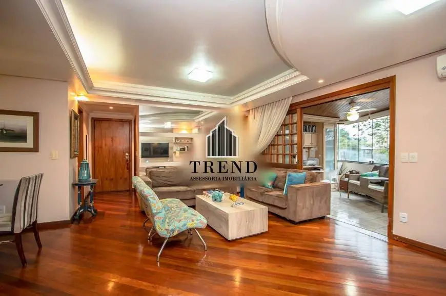 Foto 2 de Apartamento com 4 Quartos à venda, 159m² em Boa Vista, Porto Alegre