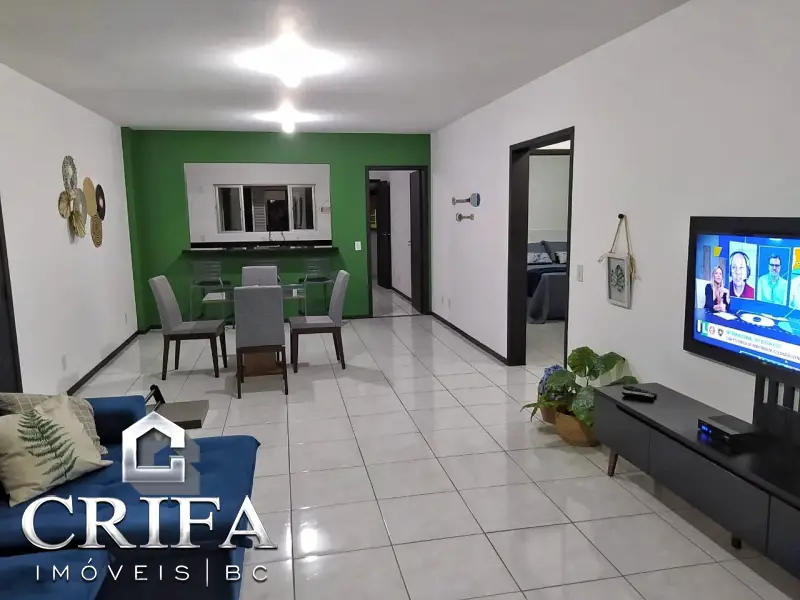 Foto 1 de Apartamento com 4 Quartos à venda, 140m² em Nacoes, Balneário Camboriú