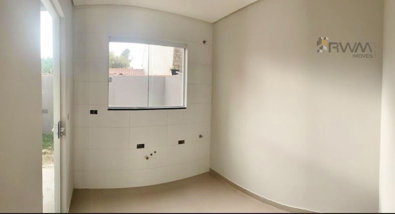 Foto 4 de Casa com 2 Quartos à venda, 72m² em Pinheirinho, Curitiba