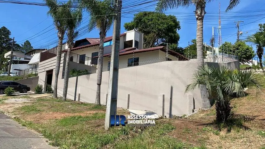 Foto 1 de Casa com 3 Quartos à venda, 399m² em Pilarzinho, Curitiba