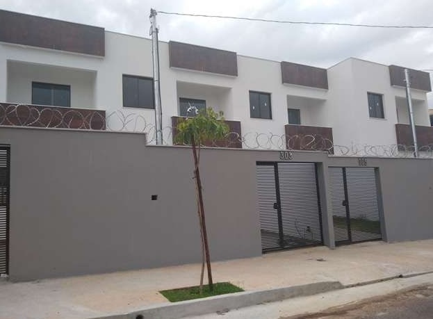 Foto 1 de Casa com 3 Quartos à venda, 150m² em Rio Branco, Belo Horizonte