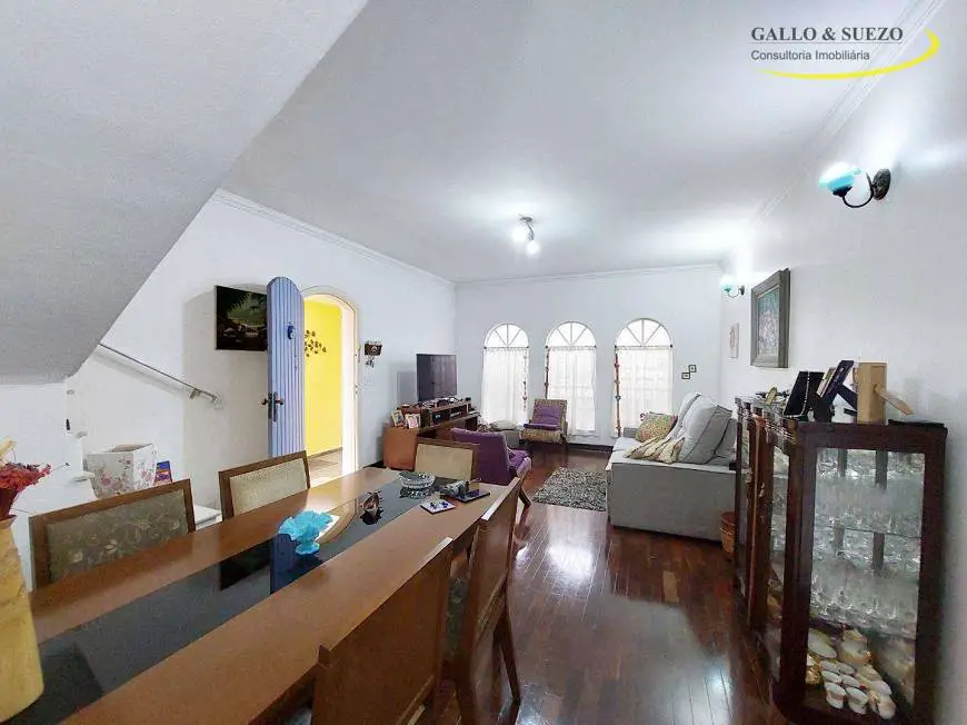 Foto 2 de Casa com 3 Quartos à venda, 189m² em Vila Anglo Brasileira, São Paulo