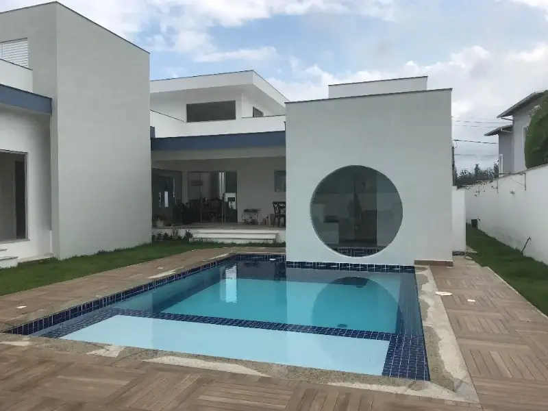 Foto 1 de Casa com 4 Quartos à venda, 340m² em Centro, Rio das Ostras