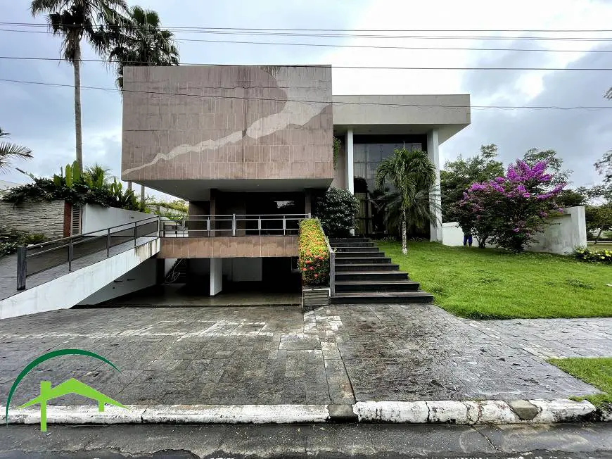 Foto 1 de Casa de Condomínio com 4 Quartos à venda, 760m² em Ponta Negra, Manaus