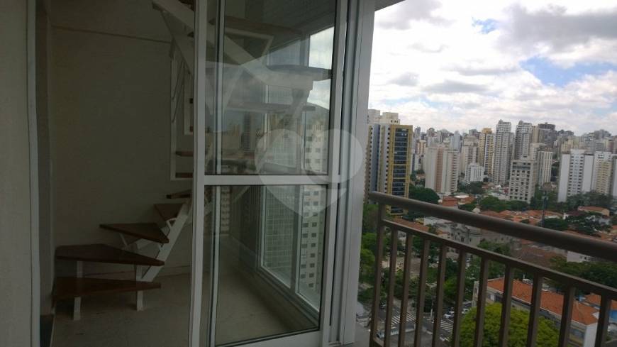 Foto 3 de Cobertura com 2 Quartos à venda, 144m² em Vila Romana, São Paulo