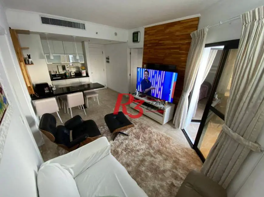Foto 1 de Flat com 2 Quartos para alugar, 60m² em Boqueirão, Santos