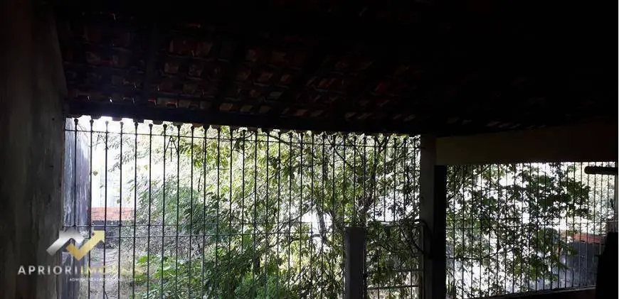 Foto 1 de Sobrado com 3 Quartos à venda, 229m² em Vila Luzita, Santo André