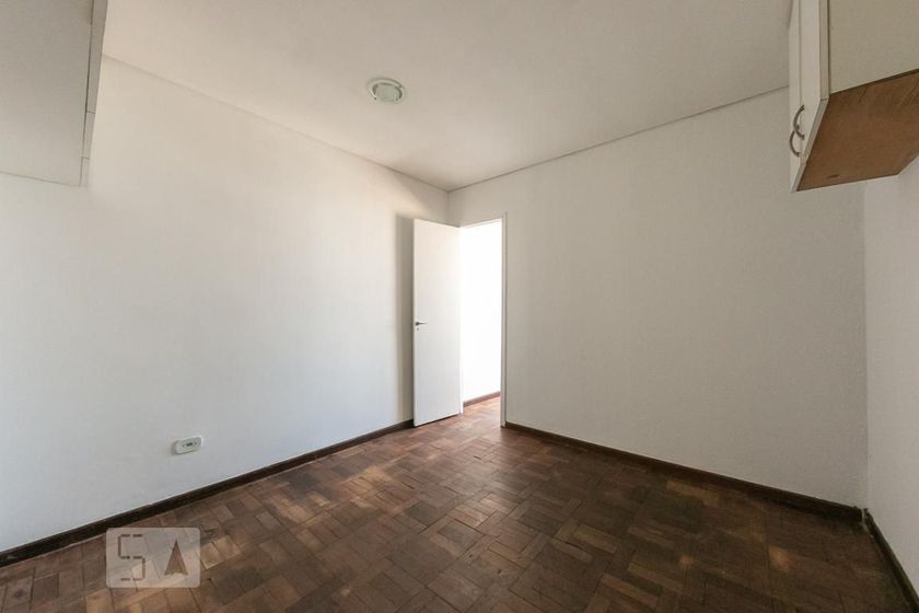 Foto 1 de Apartamento com 1 Quarto para alugar, 40m² em Centro, Curitiba