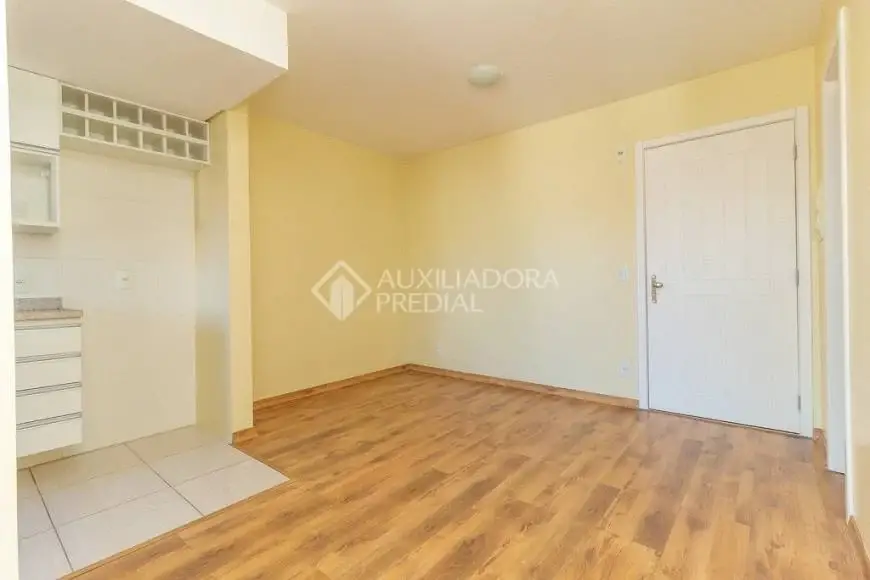 Foto 2 de Apartamento com 1 Quarto para alugar, 45m² em Menino Deus, Porto Alegre