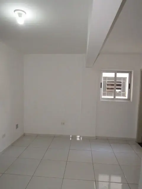 Foto 3 de Apartamento com 1 Quarto para alugar, 40m² em Zona 07, Maringá
