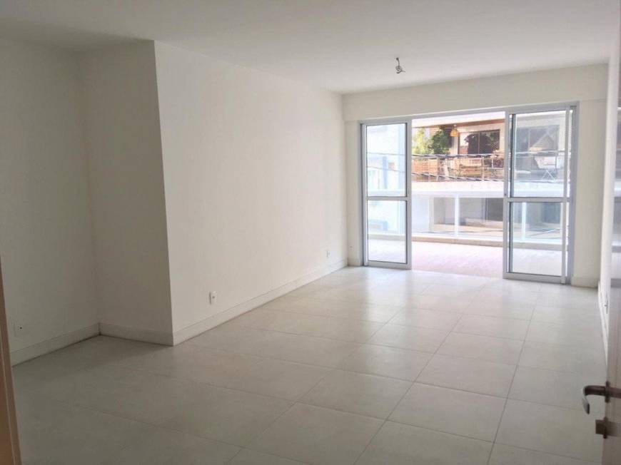Foto 5 de Apartamento com 2 Quartos à venda, 117m² em Lagoa, Rio de Janeiro