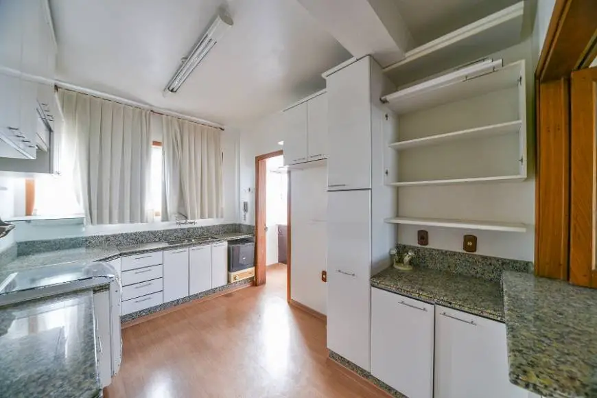 Foto 5 de Apartamento com 2 Quartos à venda, 107m² em Rio Branco, Porto Alegre