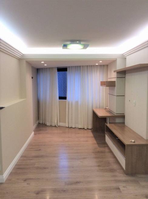 Foto 1 de Apartamento com 3 Quartos à venda, 70m² em Centro, Curitiba