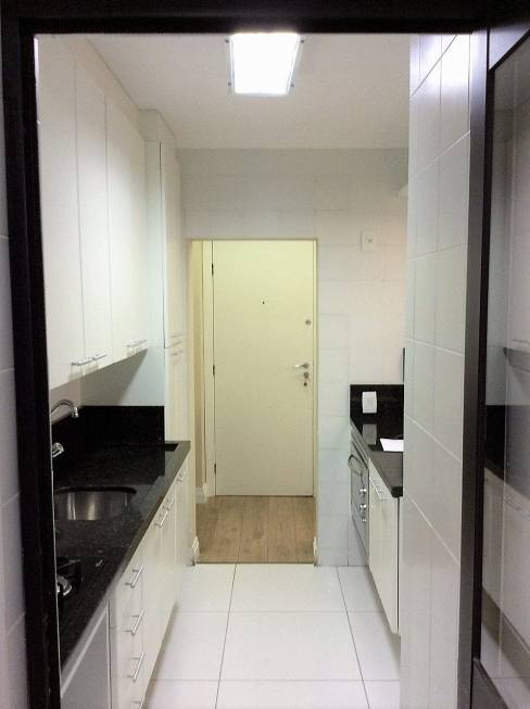Foto 4 de Apartamento com 3 Quartos à venda, 70m² em Centro, Curitiba