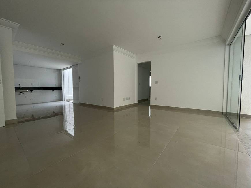 Foto 3 de Apartamento com 3 Quartos à venda, 140m² em Santa Rosa, Belo Horizonte