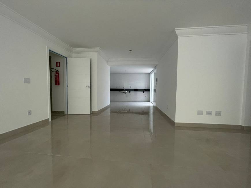 Foto 4 de Apartamento com 3 Quartos à venda, 140m² em Santa Rosa, Belo Horizonte