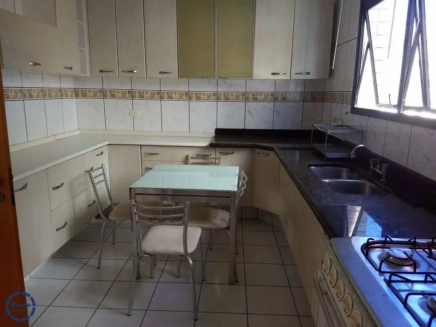 Foto 5 de Apartamento com 4 Quartos para alugar, 200m² em Aparecida, Santos